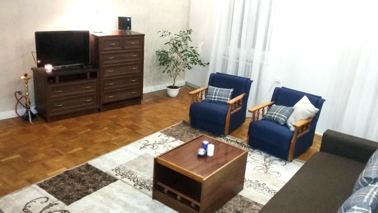 Max Apartments In Lviv Exterior photo